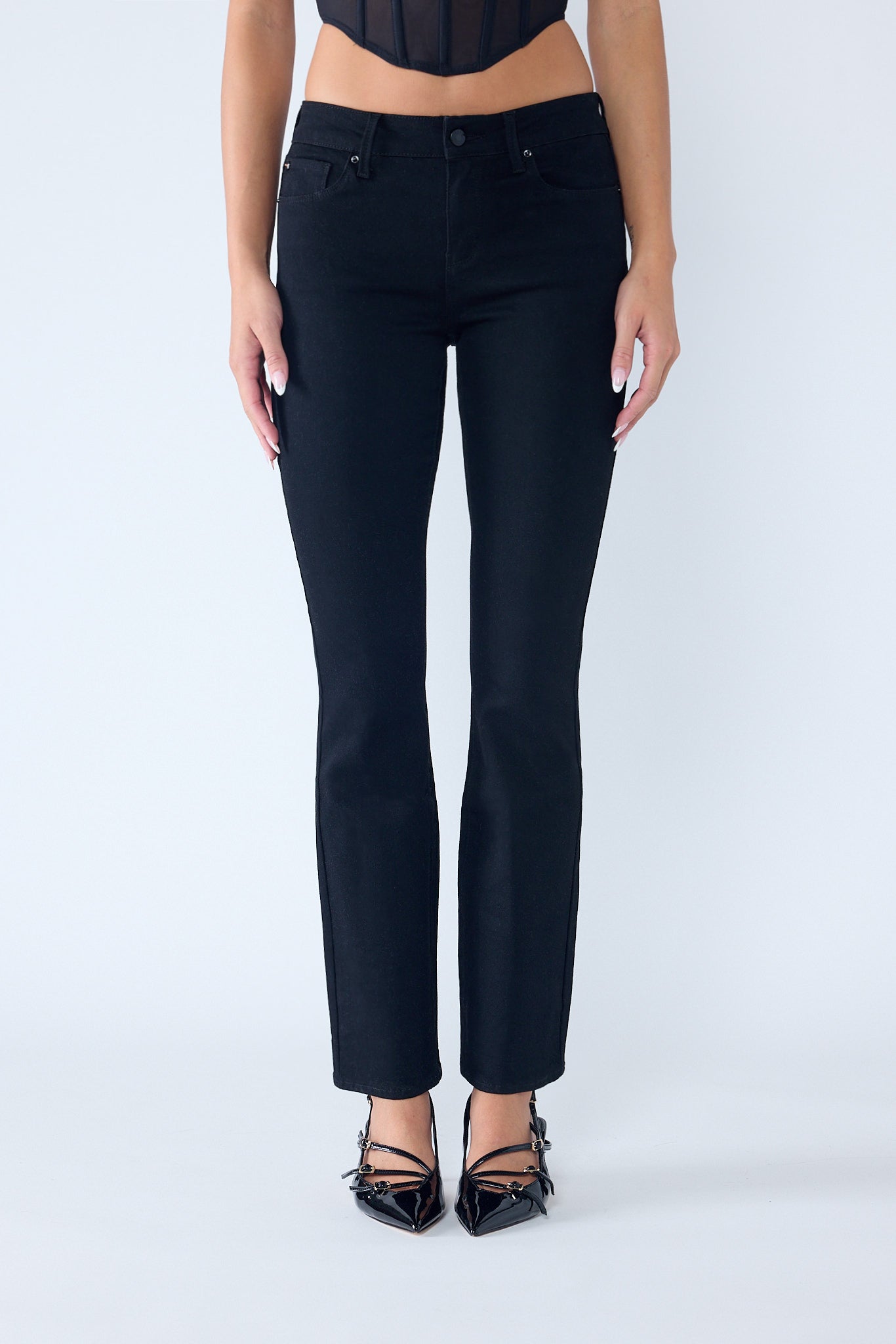 Mid Rise Tacking Detailed Bootcut Jeans